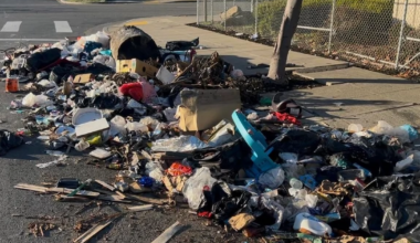 Volunteer who picks up trash around Oakland robbed while cleaning street corner