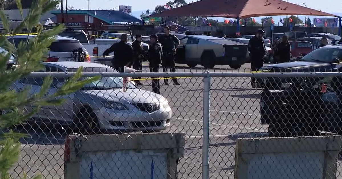 Oakland flea market shooting: Dispute over fake ID sales led to man's death