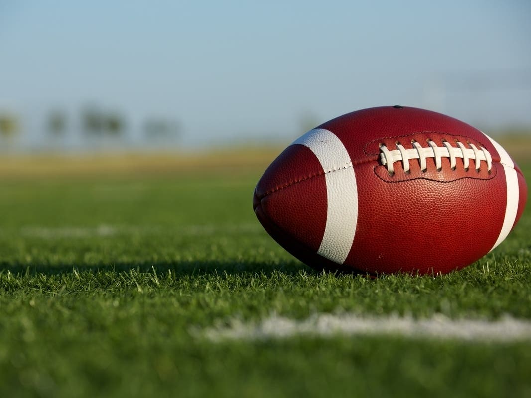 7 Of The Best Places To Watch The Big Game In Seal Beach