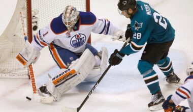 San Jose Sharks acquire Laurent Brossoit, Nolan Allan from Blackhawks