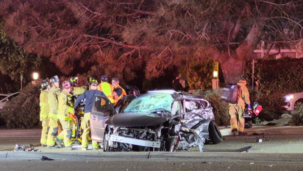 One dead following La Jolla crash