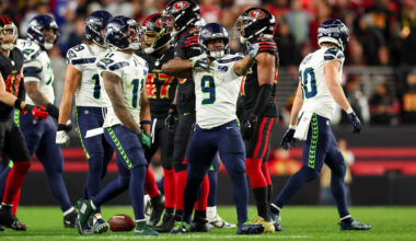 Seahawks clinch No. 1 seed, first NFC West title since 2020 with win over 49ers