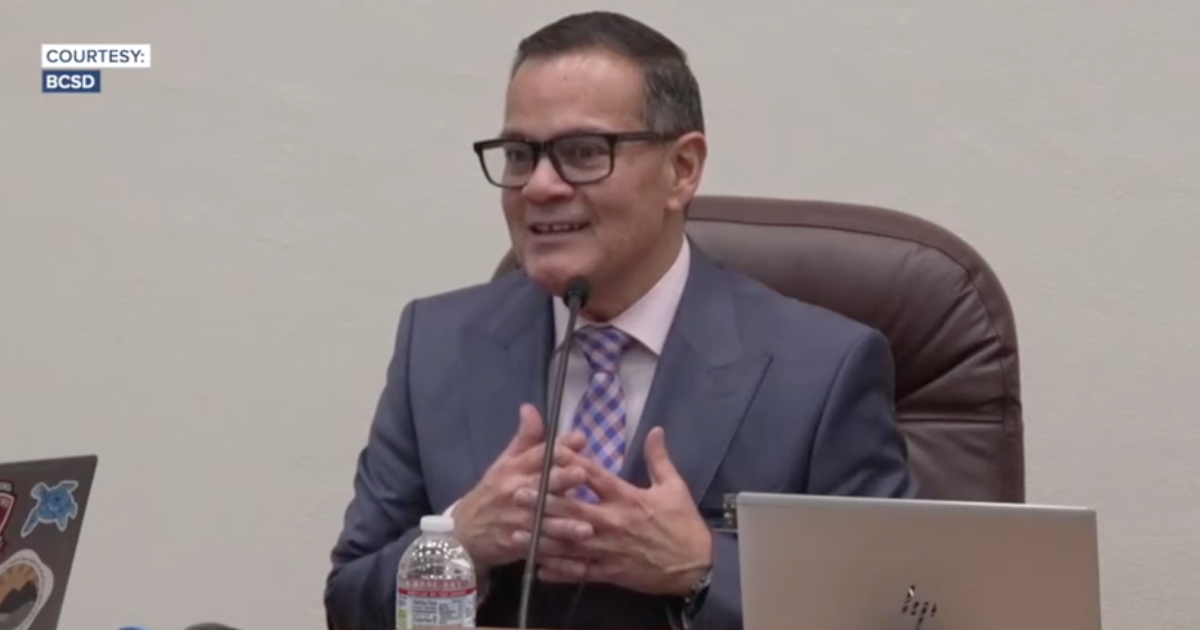 Bakersfield schools get new permanent superintendent