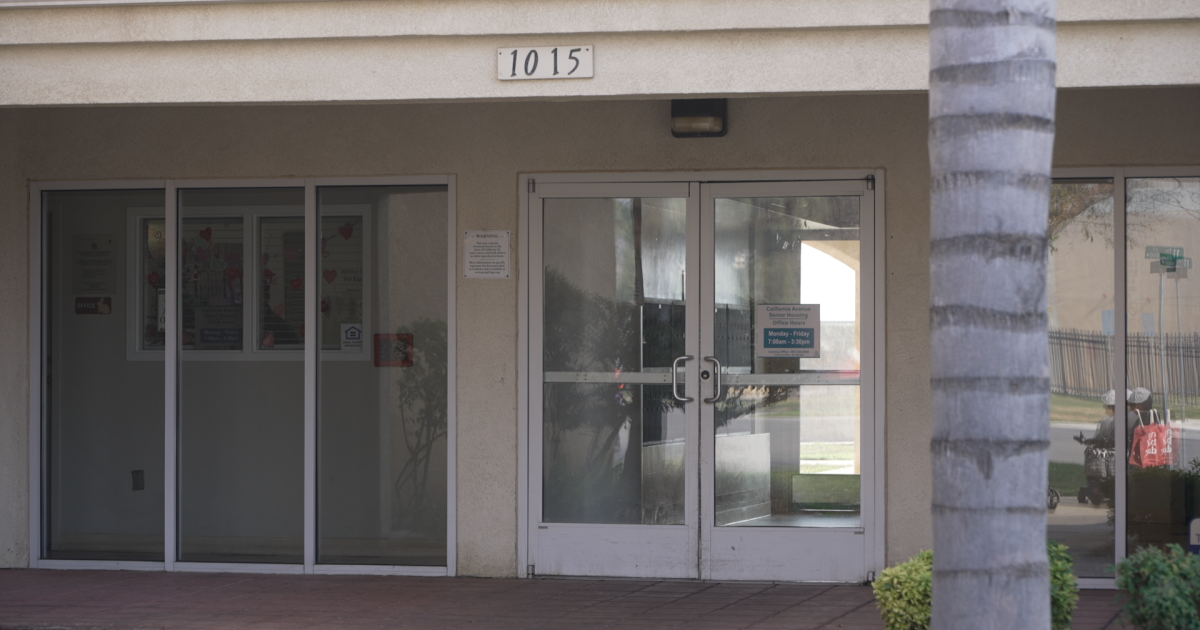 Elevator outage leaves senior apartment residents struggling for two weeks