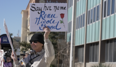 Bakersfield residents rally after ICE killing of Minnesota woman