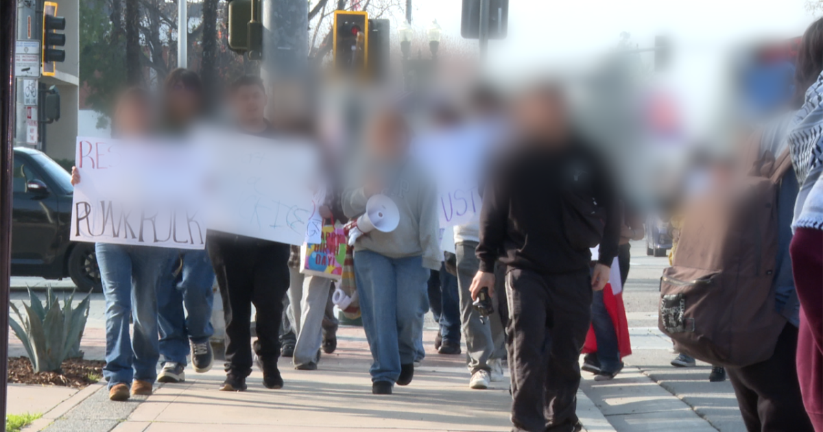 Students Walk Out Across Kern High Schools to Protest ICE and Federal Crackdowns