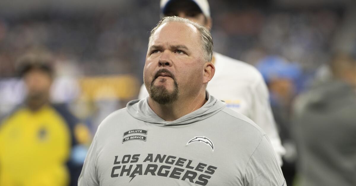 Chargers fire offensive coordinator Greg Roman after playoff loss