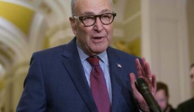 Senate Democrats and White House strike deal to avert shutdown, continue ICE debate