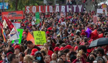 LAUSD teachers union members authorize strike, ratcheting up pressure on contract talks