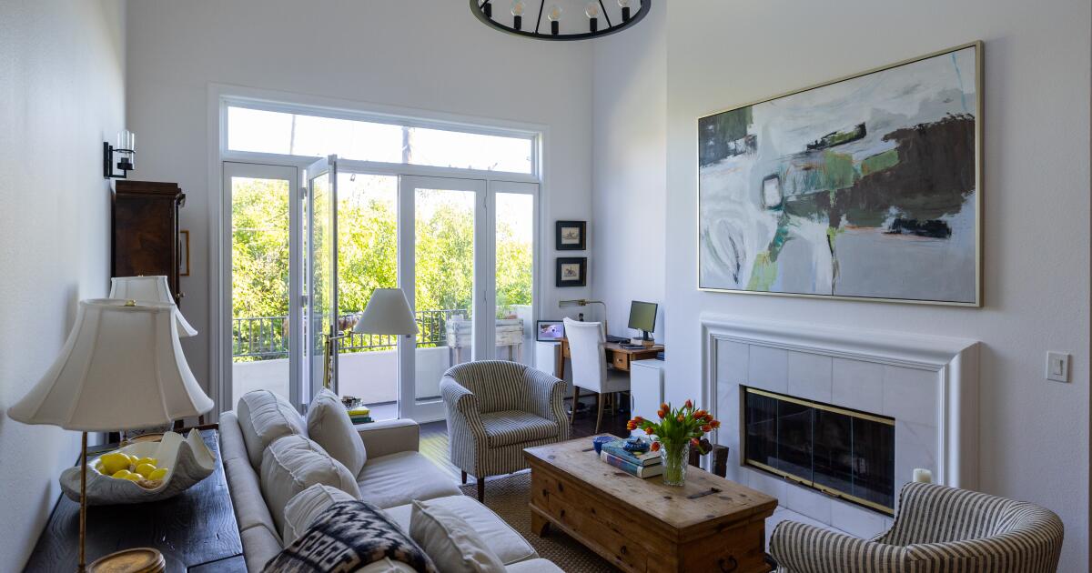 Young couple decorate L.A. rental with thrifted secondhand home decor