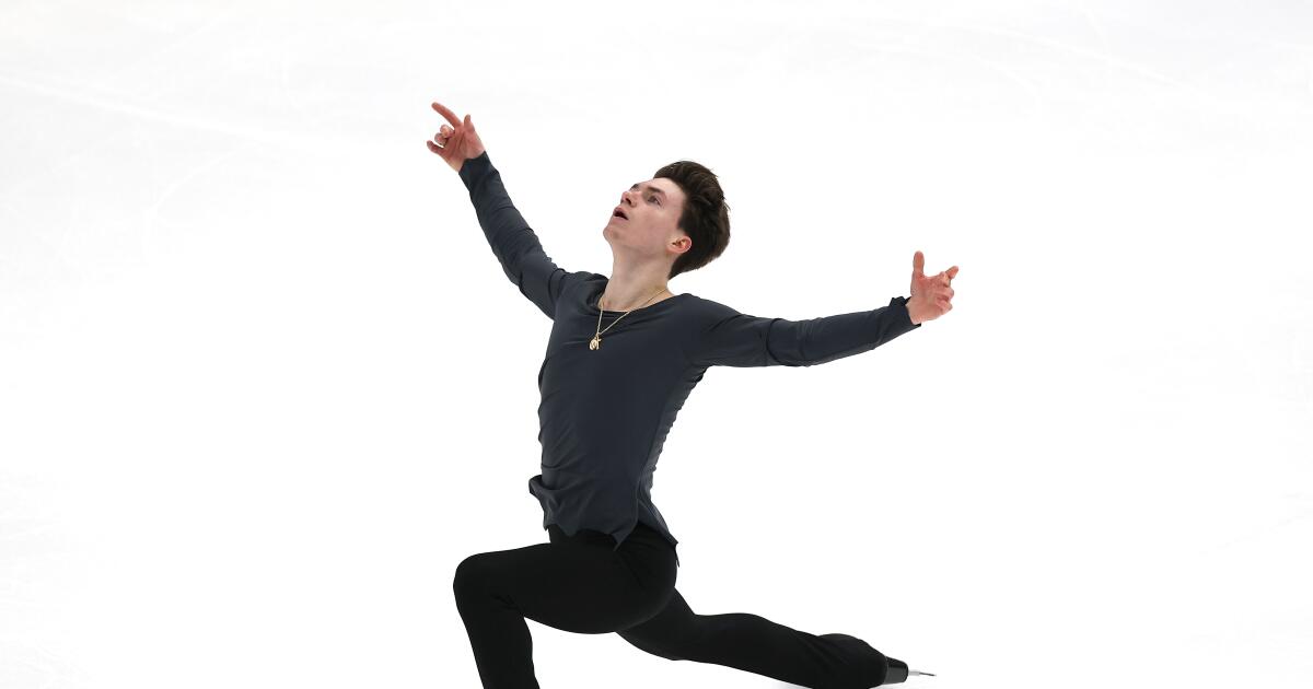 Maxim Naumov honors his late parents, makes Olympic skating team