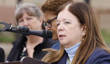 L.A. violated open meeting law with plan to clear homeless encampments, judge rules