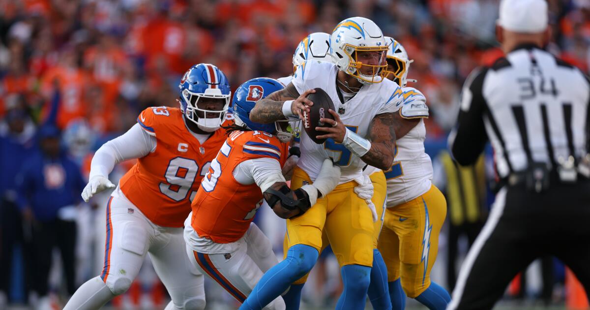 Chargers lose to Broncos, will play Patriots in wild-card playoffs