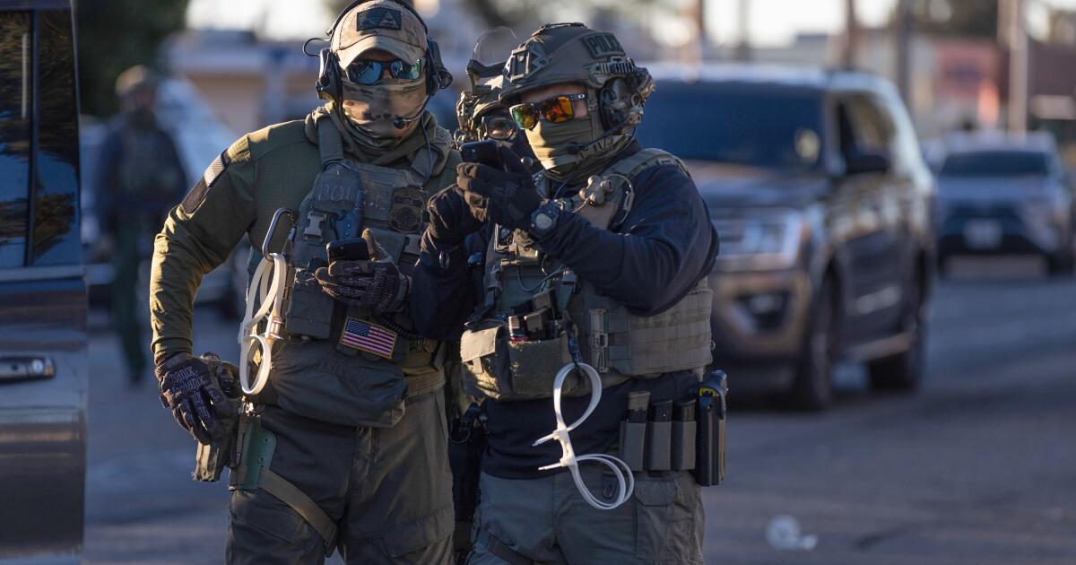 Judge skeptical of feds' case to overturn ban on masked ICE agents