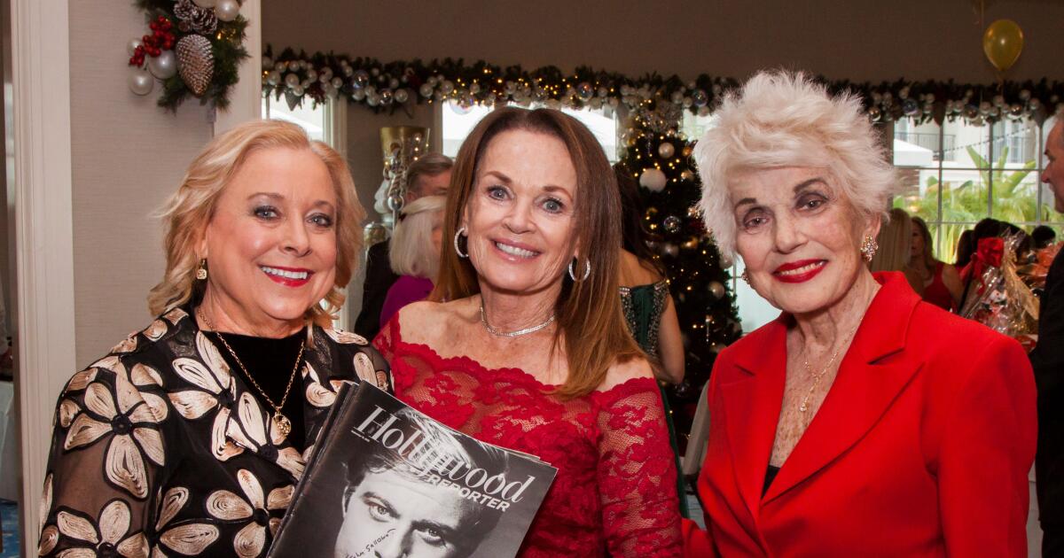 The Crowd: Women of Chapman, CureDuchene supporters gather for holiday fundraisers