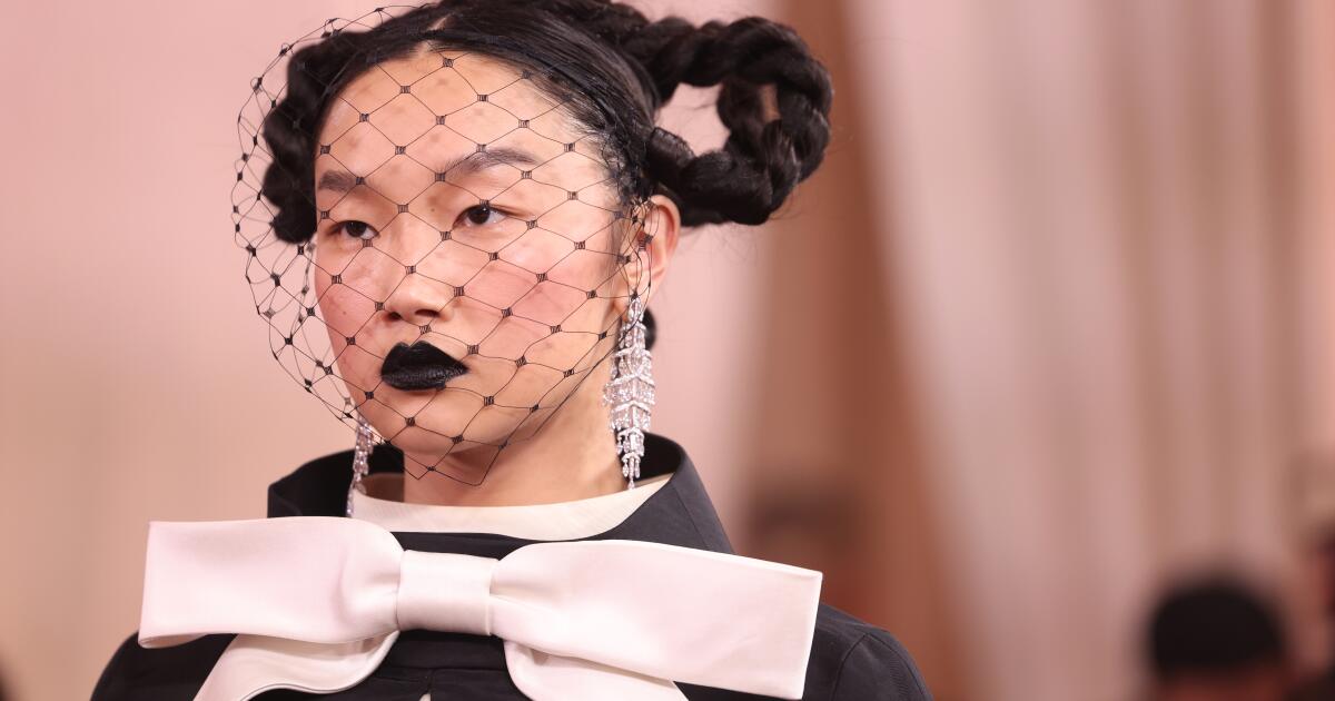 Golden Globes 2026 red carpet: The best fashion looks