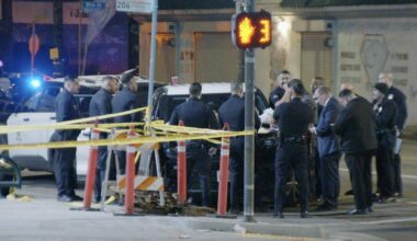 LAPD searching for suspects in Manchester Square shooting that left 1 dead