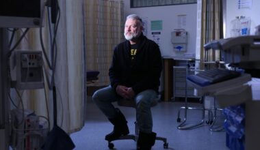 'The Pitt' Season 2: The show's creator on healthcare cuts, ICE and AI