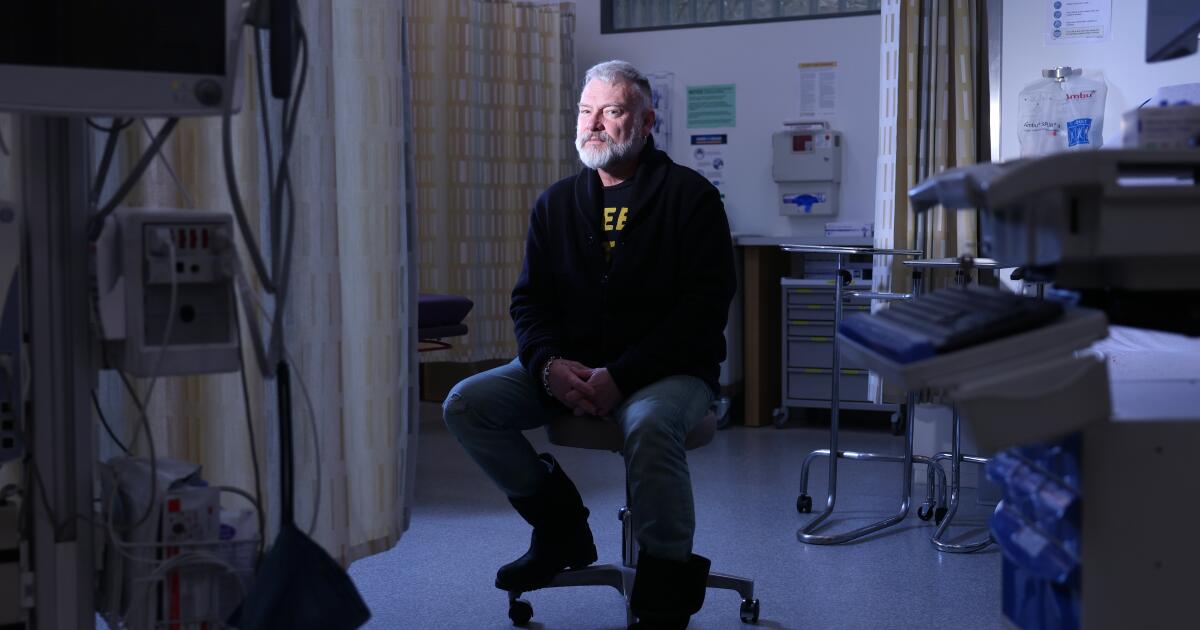 'The Pitt' Season 2: The show's creator on healthcare cuts, ICE and AI