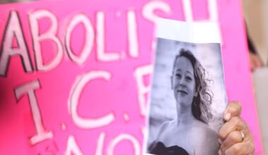 Column: ICE shooting shows how those who serve Trump feel they're above the law