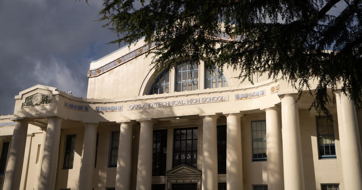 Peer-to-peer support program shows early gains in youth mental health