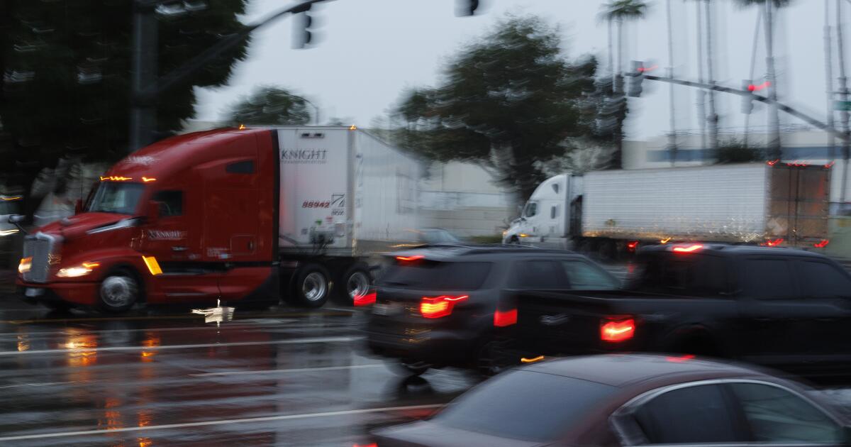California delayed cancellation of immigrant truckers' licenses. So feds will withhold $160 million