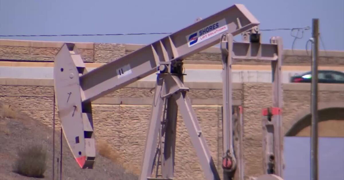 Federal lawsuit challenges California oil setback law SB 1137