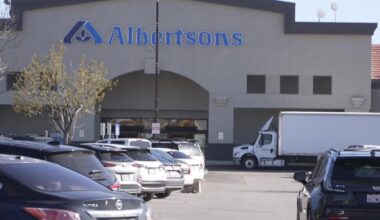 Woman robbed in Albertsons parking lot saved by kindness of strangers