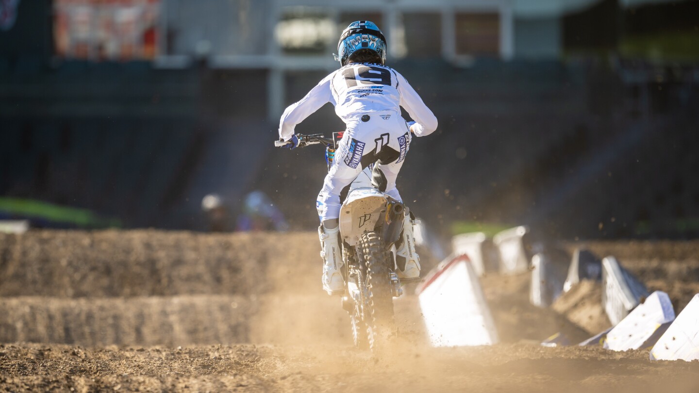 2026 SuperMotocross Round 2, San Diego 250 heat, results, updates: Maximus Vohland, Haiden Deegan win heats