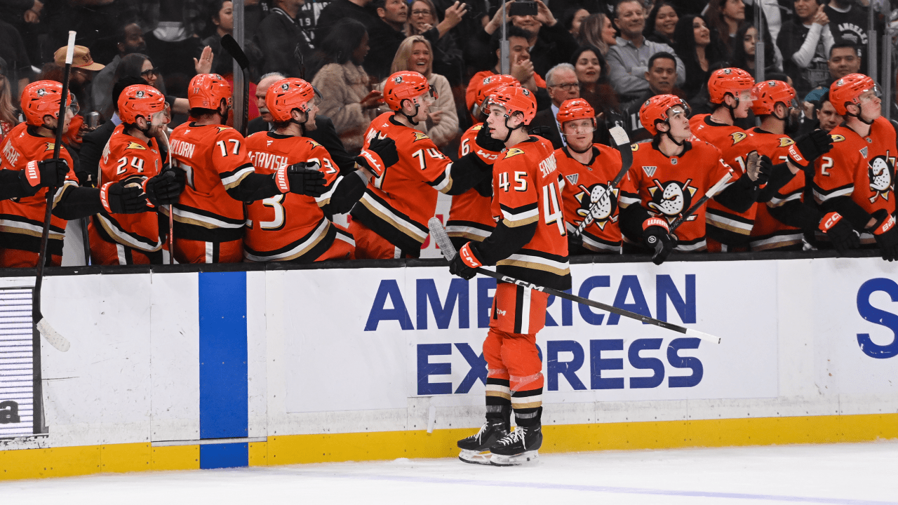Sennecke has 2 points, Ducks rally past Kings in shootout