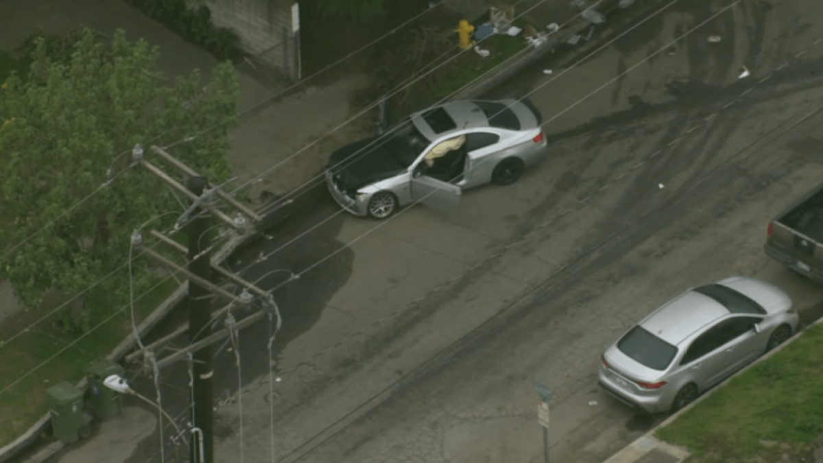 Federal agent involved in shooting in Willowbrook – NBC Los Angeles