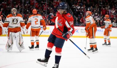 Justin Sourdif scores his first hat trick to lead the Capitals to a 7-4 win over the Ducks