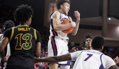 Warley scores 19 points and Fogle grabs key rebound as No. 8 Gonzaga edges San Francisco 68-66