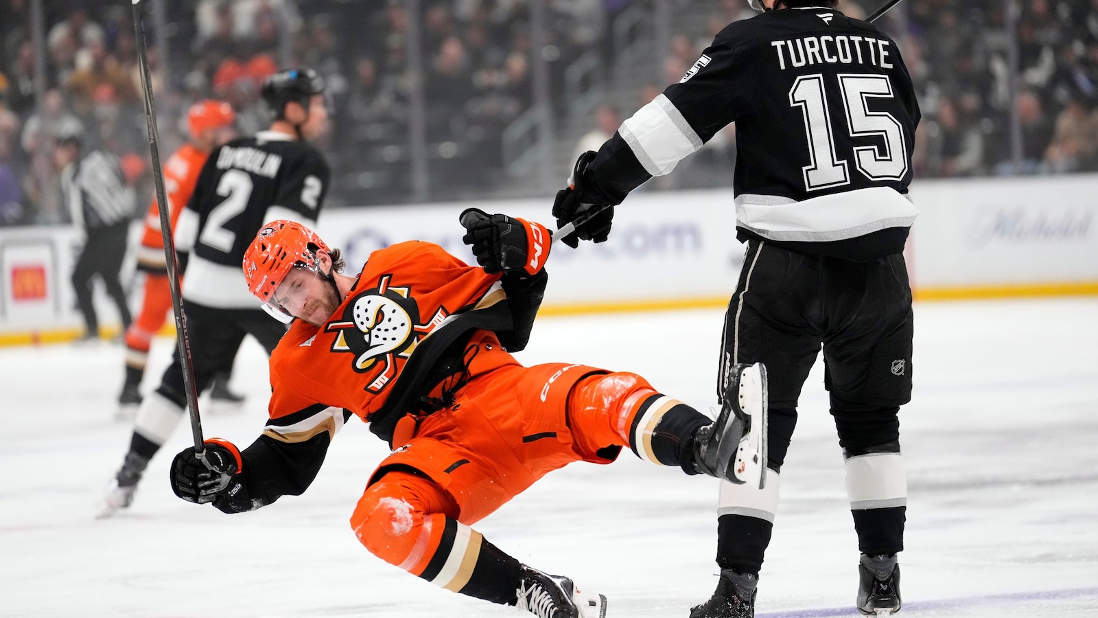 Beckett Sennecke, Mason McTavish score in shootout to lead Ducks past Kings 3-2 in Freeway Faceoff