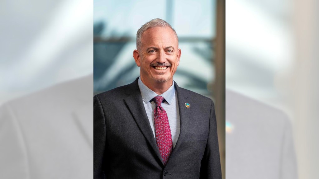 Anaheim city manager said will move up plans to retire, he’s meeting in closed session with City Council Tuesday night – Orange County Register