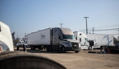 East Bay judge rules California must let immigrant truck drivers keep their licenses – The Mercury News