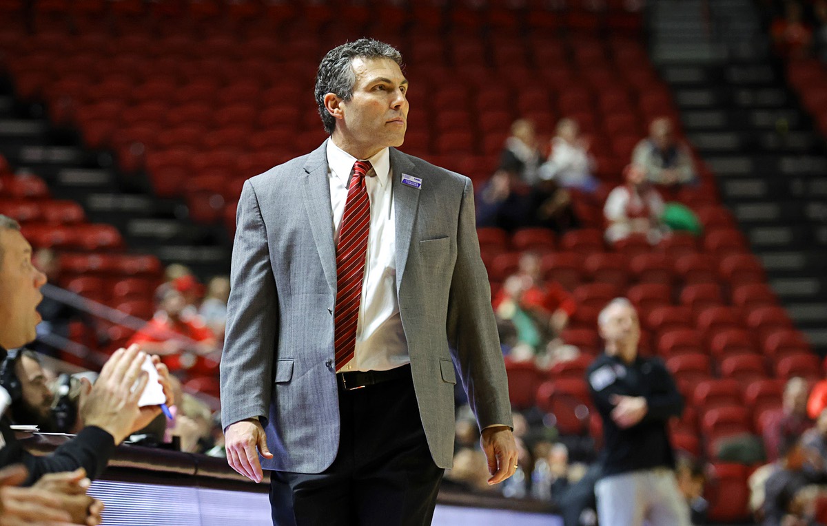 UNLV basketball suffers stunning collapse in final seconds at Fresno State -
Las Vegas Sun News