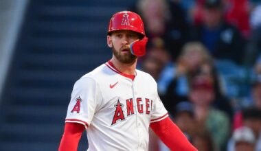 Los Angeles Angels left fielder Taylor Ward (3)