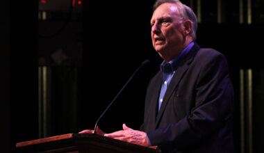 Dan Walters Covers California History, Politics, Challenges in Santa Barbara Talk | Local News