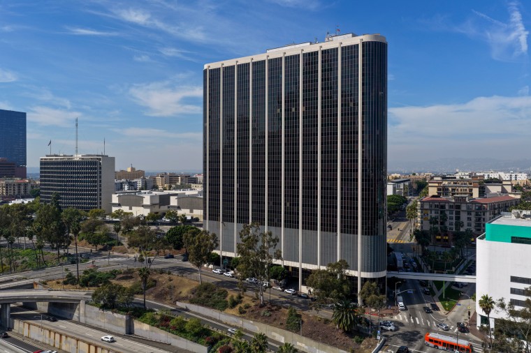 Image: FBI Conducts Search At Los Angeles Unified School District Offices
