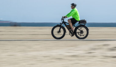 Proposed CA bill would require licenses for some E-bikes • Long Beach Post News