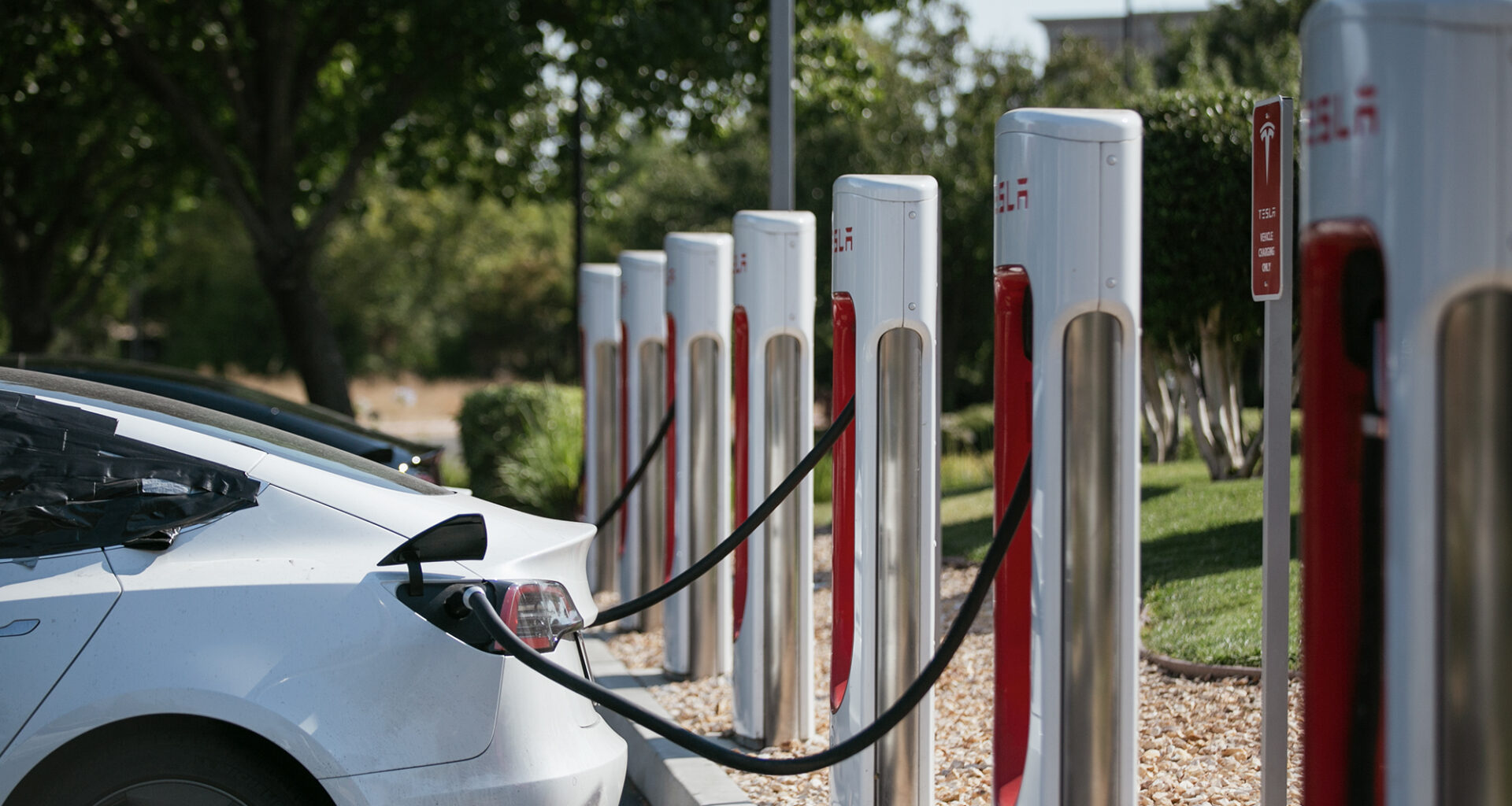 CA's new EV rebate plan: Automakers must match funds