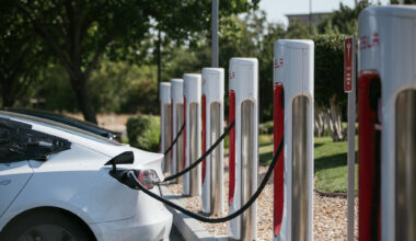CA's new EV rebate plan: Automakers must match funds