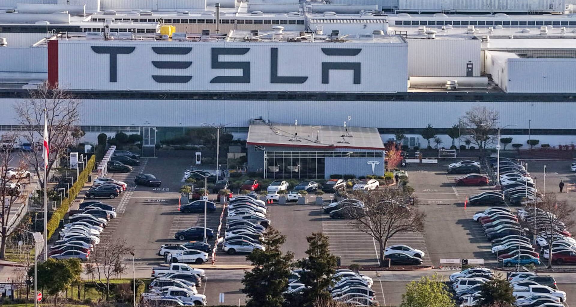 Tesla sues California DMV to reverse false advertising ruling on FSD