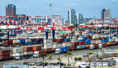 Supreme Court says Trump’s tariffs are unconstitutional, bringing relief to Long Beach, L.A. ports • Long Beach Post News