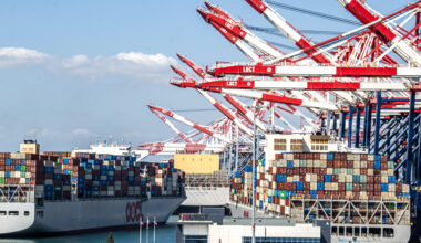 Tariffs aren’t slowing down a soaring Long Beach Port, but consumers and businesses feel the pinch • Long Beach Post News
