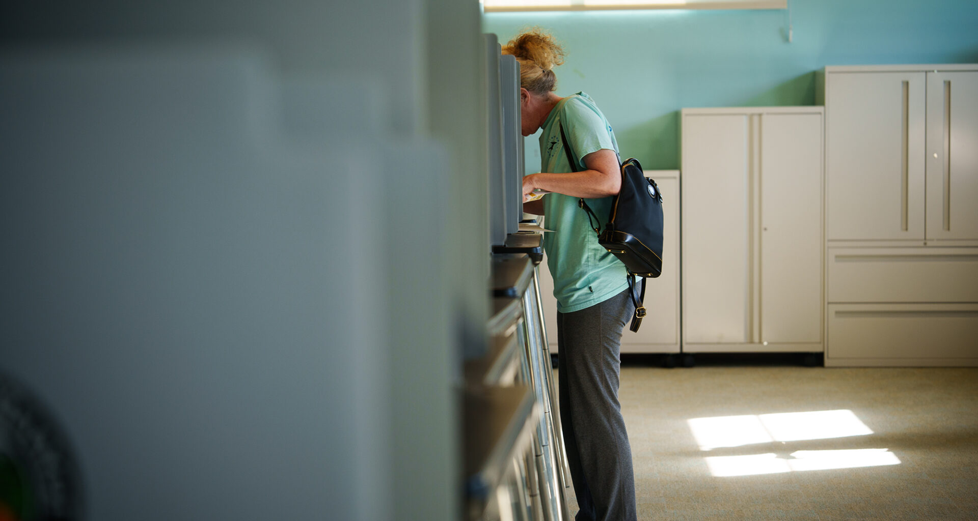 California can sidestep scandal, bias while counting votes