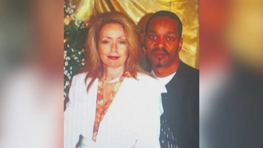 Darryl Martin, Shelly Kathryn Martin