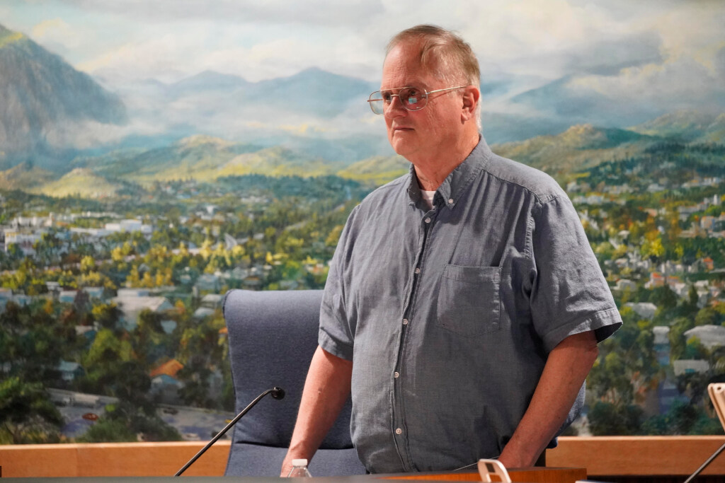 El Cajon Councilmember Gary Kendrick leaves Republican party, registers as Democrat