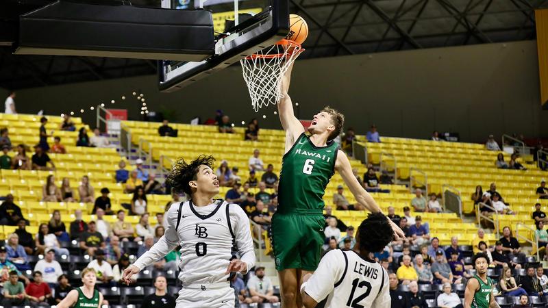 Men’s Basketball Holds Off Long Beach State For Road Win